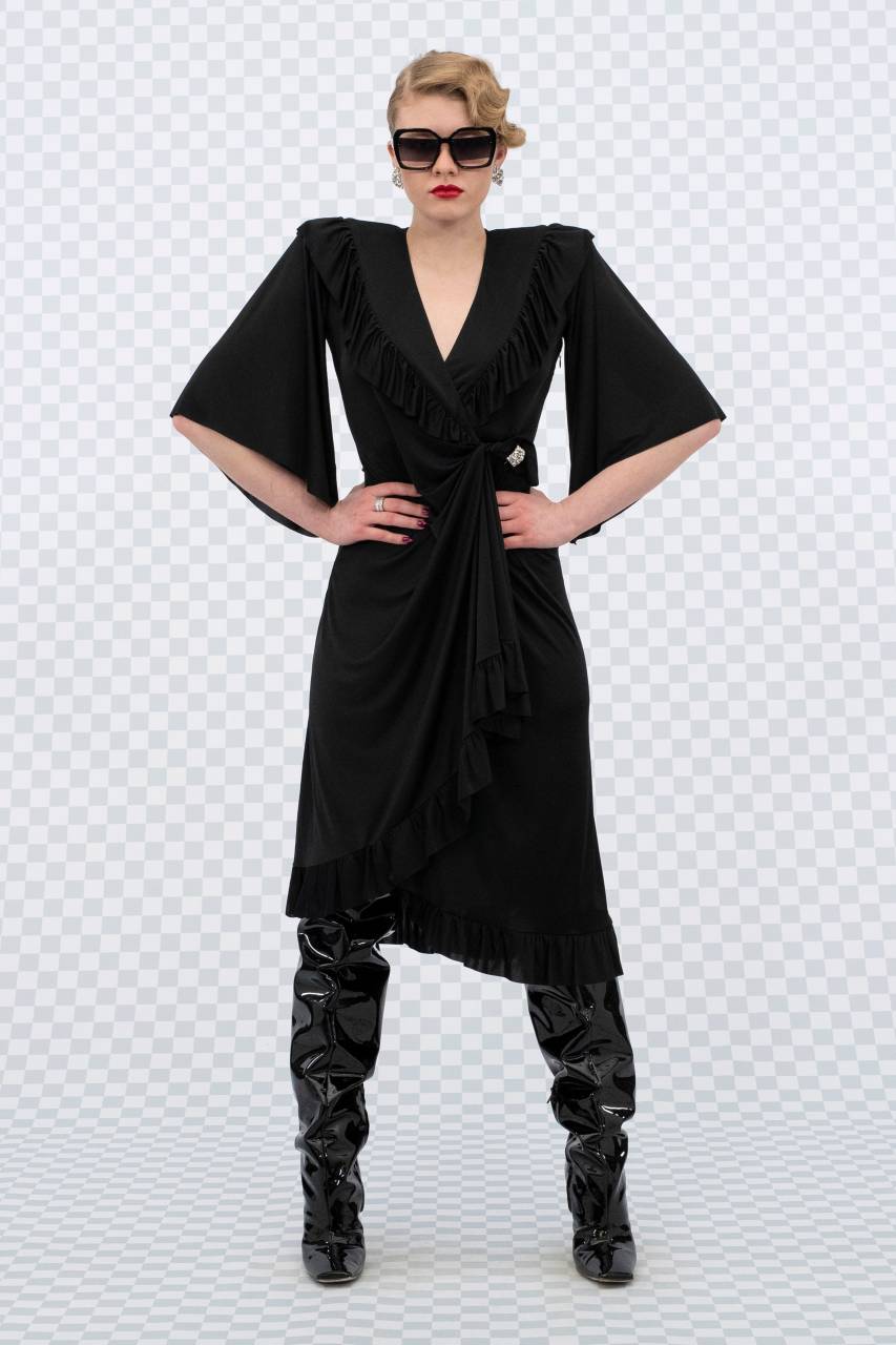 Ульяна Добровская в лукбуке Vetements весна-лето 2022