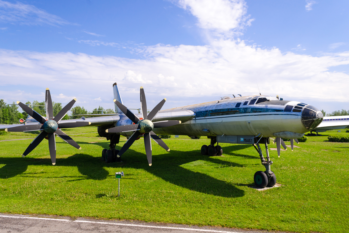 Музей авиации ульяновск фото
