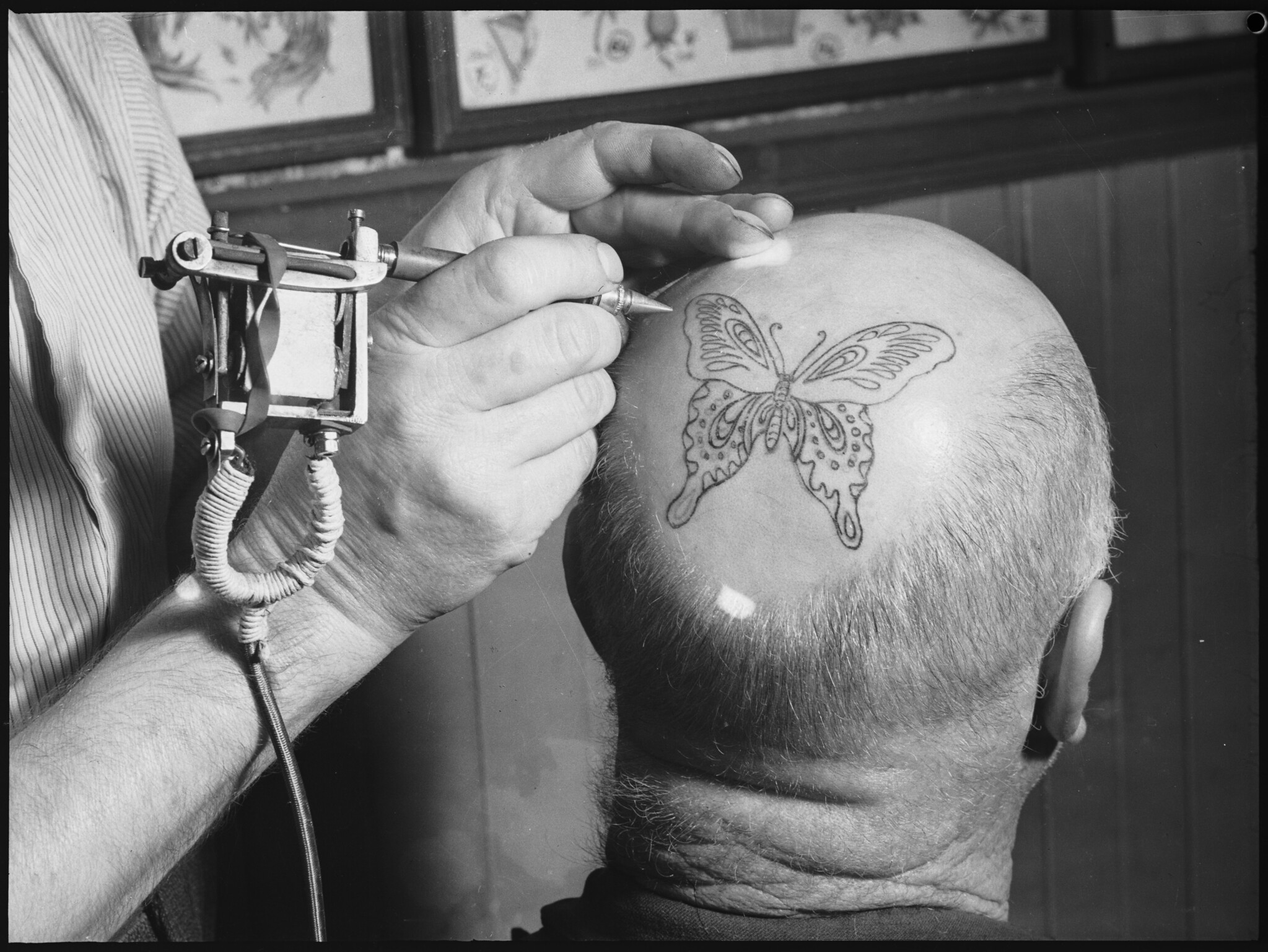 Партаки под чулками: шокирующая экзотика 20 века история,татуировки
