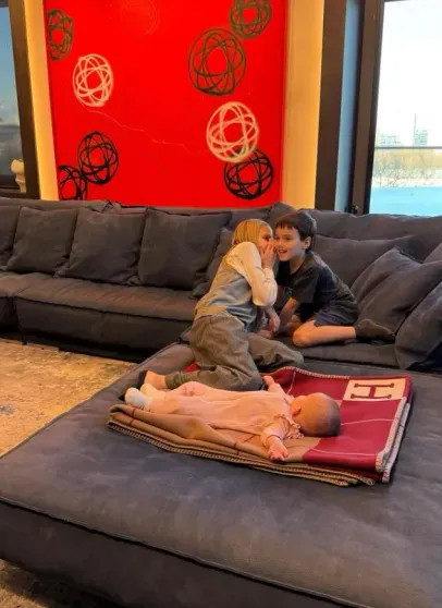 Симона Юнусова объяснила, почему ей нравится девушка её сына Тимати Валентина Иванова Тимати, Юнусова, Валентиной, Симона, рэпера, Ивановой, девушек, модели, Юнусовой, воспитывает, Иванова, Валентина, слухам, других, Решетовой, Кроме, вместе, Однако, нравится, августе