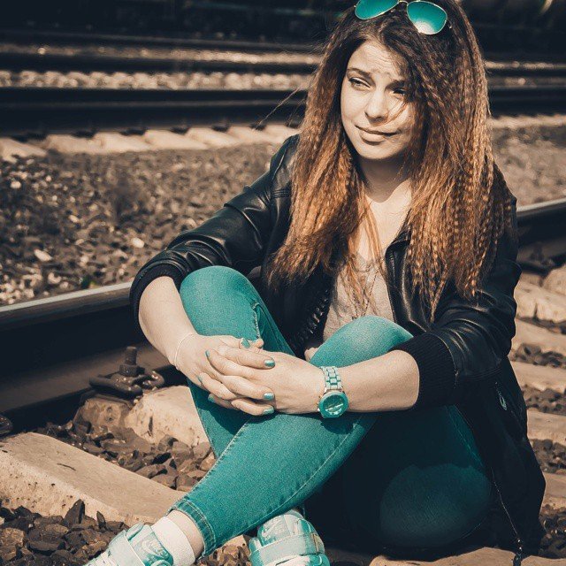 Может, они не знают, как устроен туалет на железной дороге? Россия,юмор