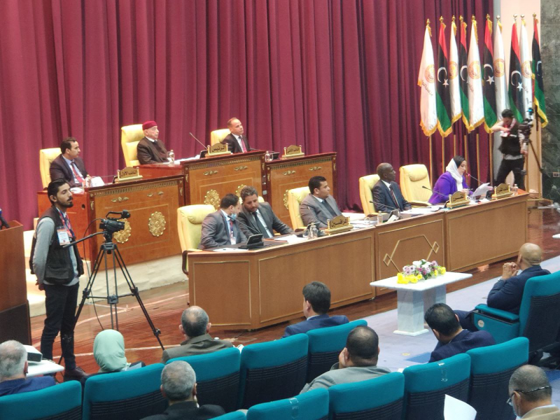Парламент Ливии в полном составе встретился в Сирте