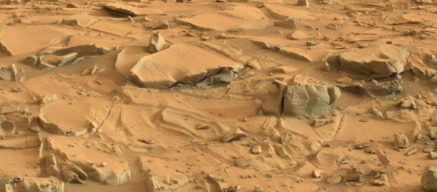  Марсоход Curiosity пробурил подножие горы curiosity, марсоход