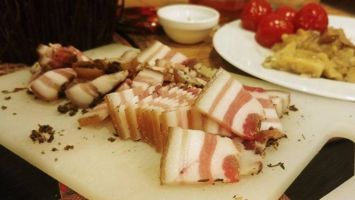 Депутат Рады Тищенко предложил использовать сало для проверки на «настоящих украинцев»