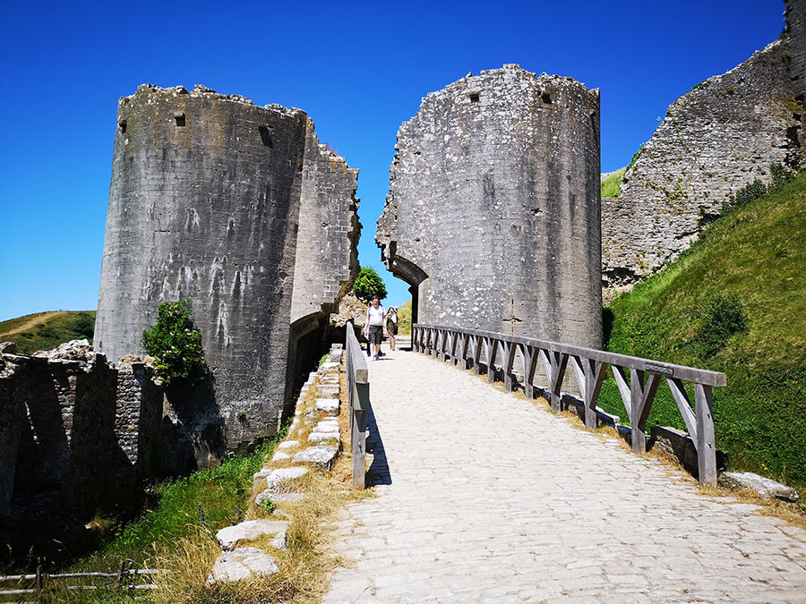 Замок Корф (Corfe Castle) – Одно Из Самых Загадочных Мест Графства Дорсет авиатур