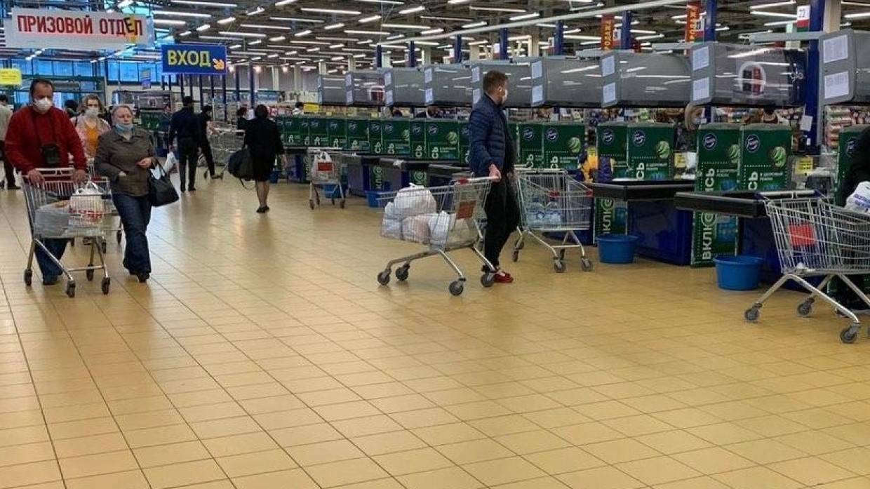Сержант-контрактник предотвратил ограбление супермаркета в Новосибирске