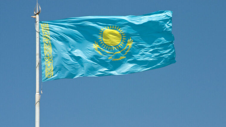 ЦИК Казахстана зарегистрировал третьего кандидата на пост главы государства