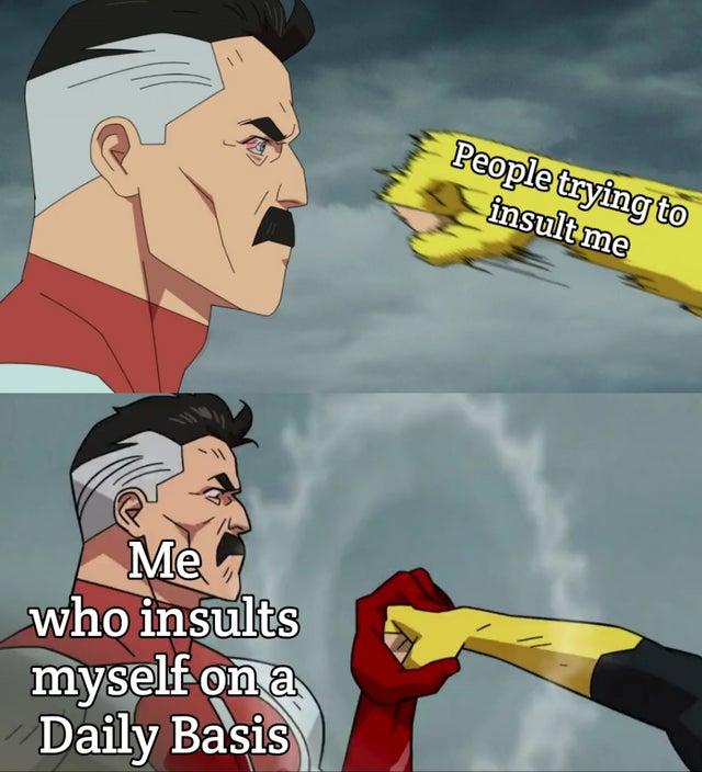 омни-мэн ловит кулак