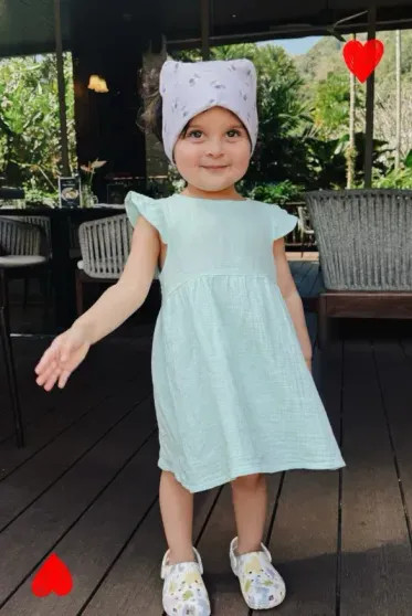 Равшана Куркова поздравила дочь с трёхлетием и показала семейные фото с отдыха