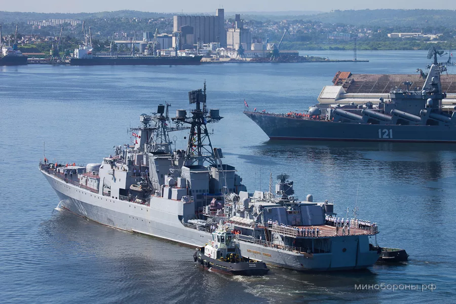 Российский флот на кубе. Флот Кубы военно морской. Военно-морская база ВМФ СССР на Кубе. На Кубе российский морской флот.