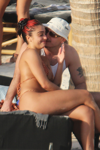 Дочь Мадонны Лурдес Леон с бойфрендом на отдыхе в Мексике: фото Дочь Мадонны Лурдес Леон с бойфрендом на отдыхе в Мексике: фото Звездные пары