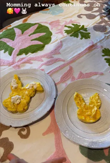 Дженнифер Лопес, Светлана Бондарчук, Рози Хантингтон-Уайтли, Кристина Орбакайте, Наталья Михалкова отметили католическую Пасху и Вербное воскресенье Кристины, Бондарчук, Блейк, Крутая, сыном, сыномФото, Сидоркина, КардашьянФото, Кардашьян, Кендалл, Кайли, КардашьянВита, Дженнер, детьмиФото, детьмиВита, дочерьюКлаудия, ШифферАлександра, ХантингтонУайтлиКортни, апреля, ХантингтонУайтли