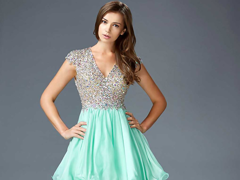 5 фасонов платьев, которые подойдут не всем