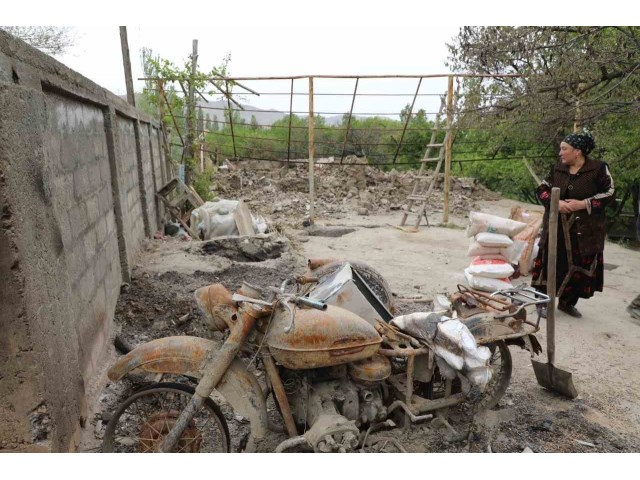 Рахмон едет договариваться с Москвой о монархии в Таджикистане Рахмон едет договариваться с Москвой о монархии в Таджикистане геополитика