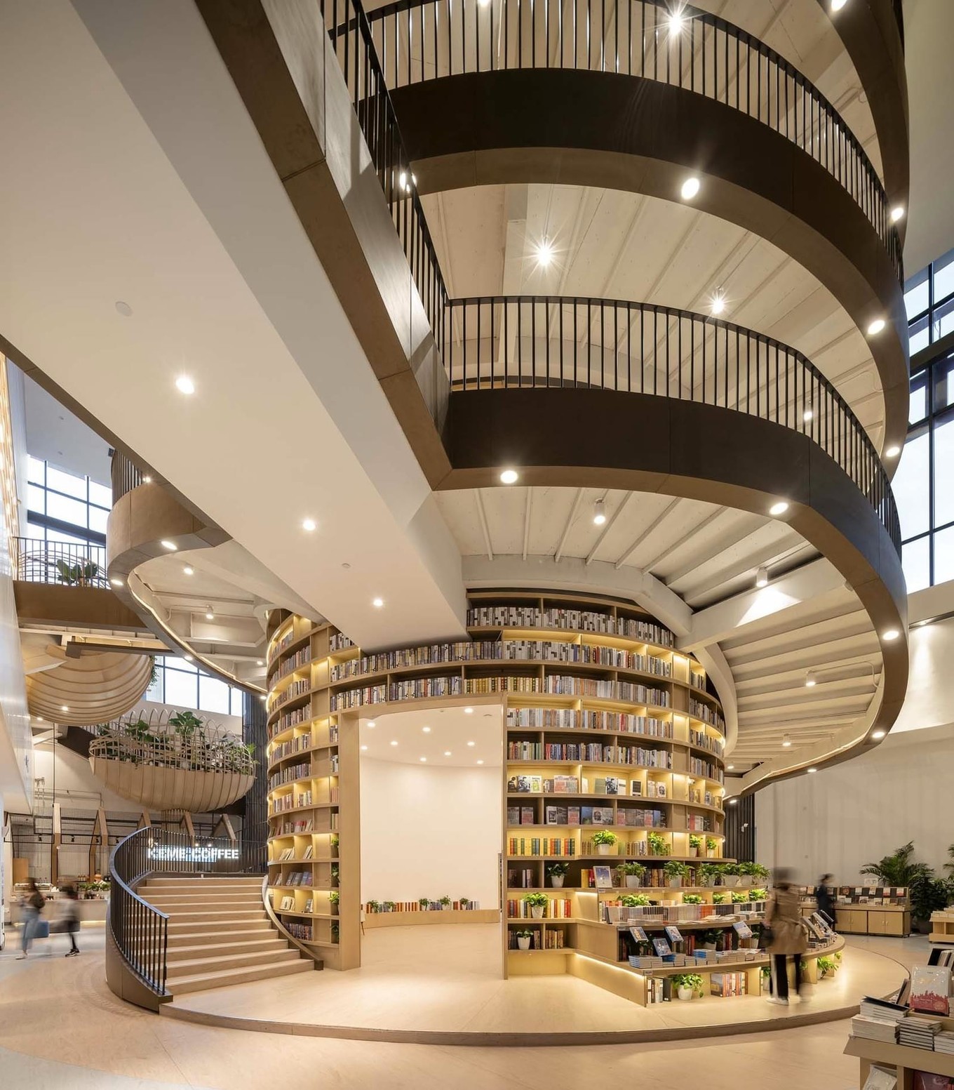 Необычный интерьер книжного магазина M.I. Bookstore в Китае