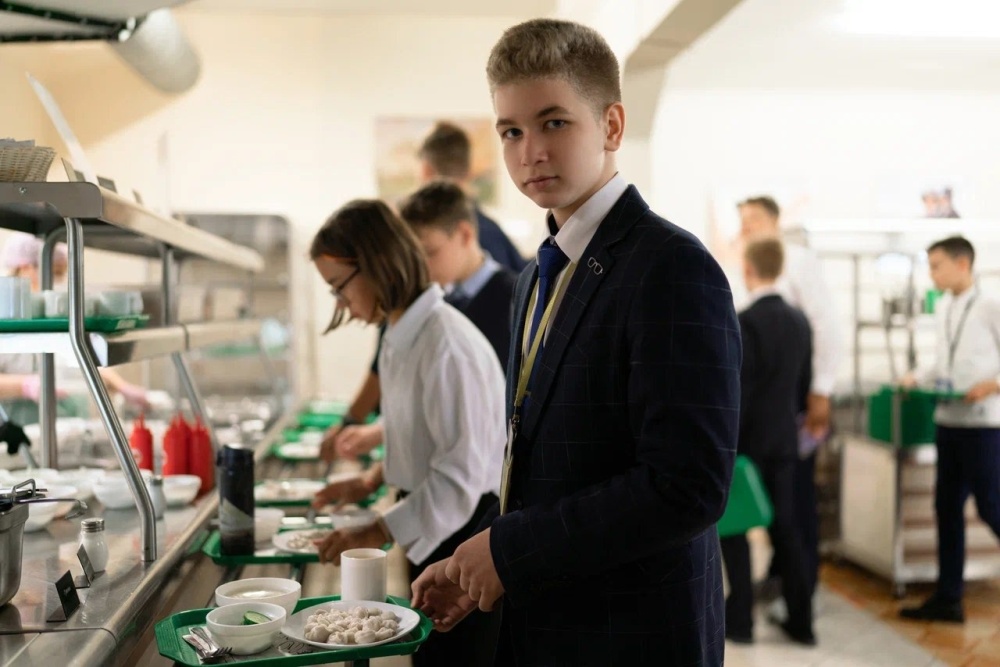 Свыше 300 рационов питания внедрено в российских общеобразовательных организациях
