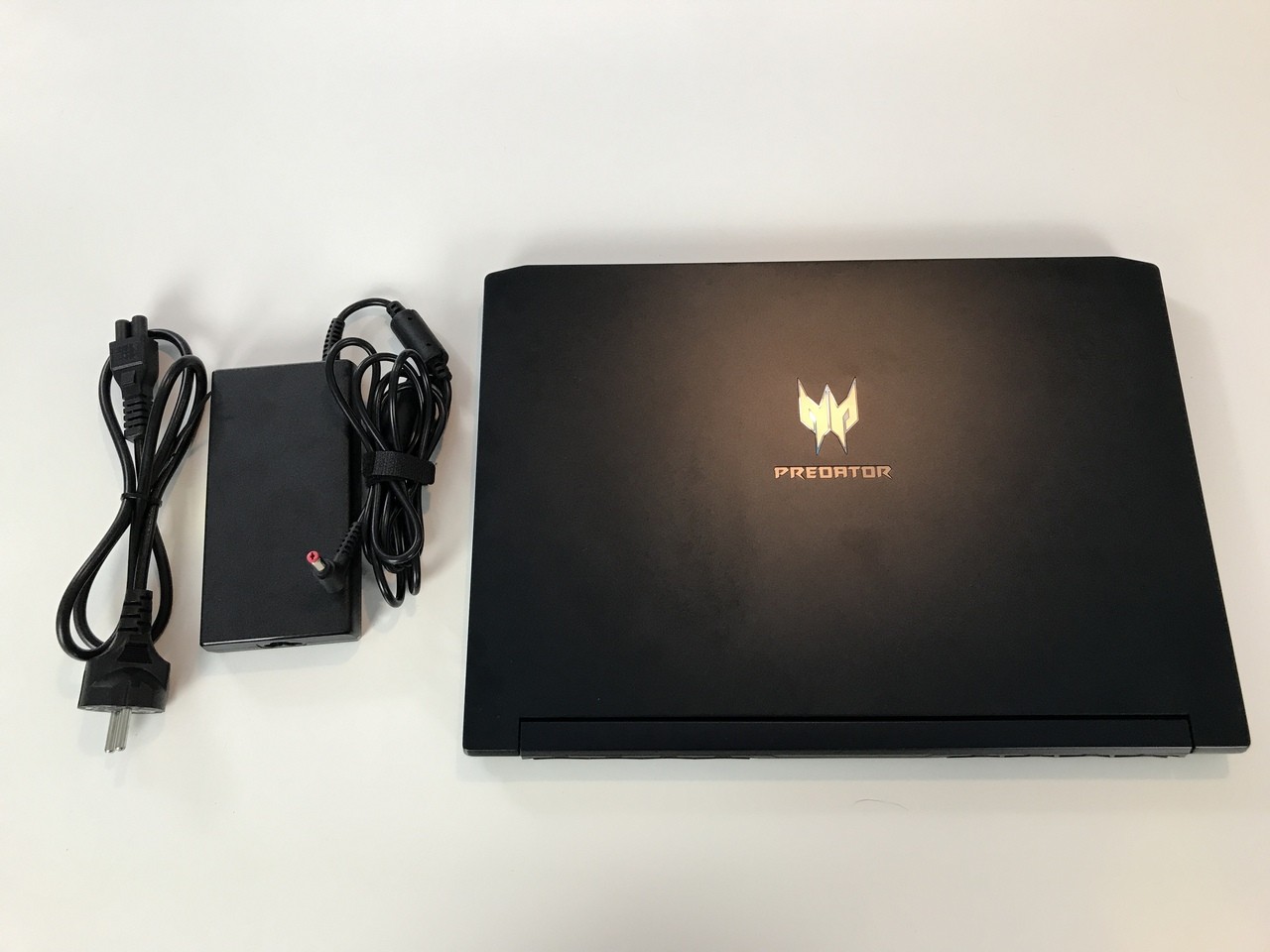 Acer Predator Triton 500 — холодная премиальная мощь ноутбуки