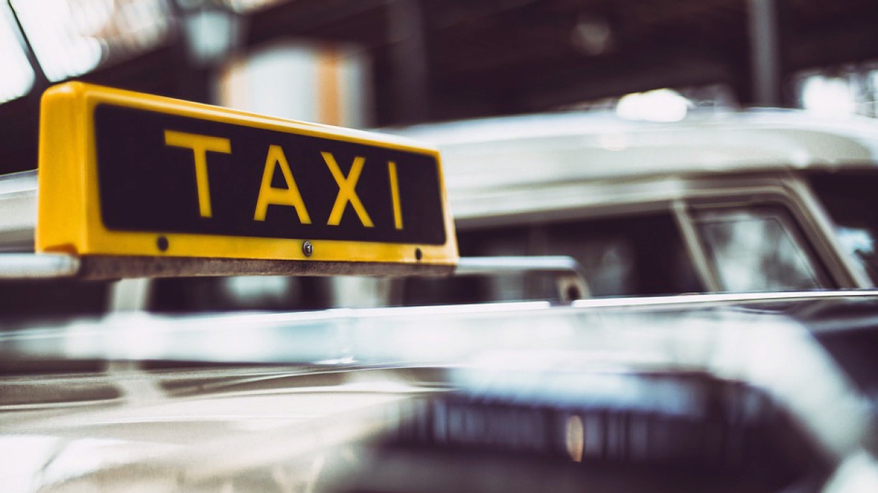 Минтранс подготовил законопроект об оснащении такси системой контроля за усталостью