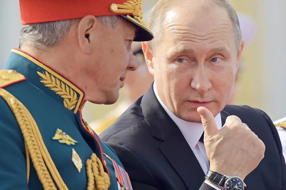 Полным ходом к развалу. Или к войне