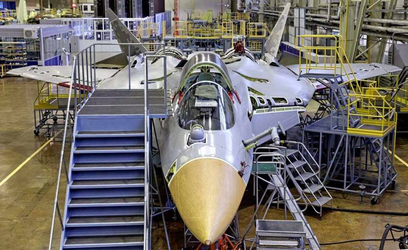 В США комментируют фото второго серийного Су-57: Русские существенно попысили качество сборки