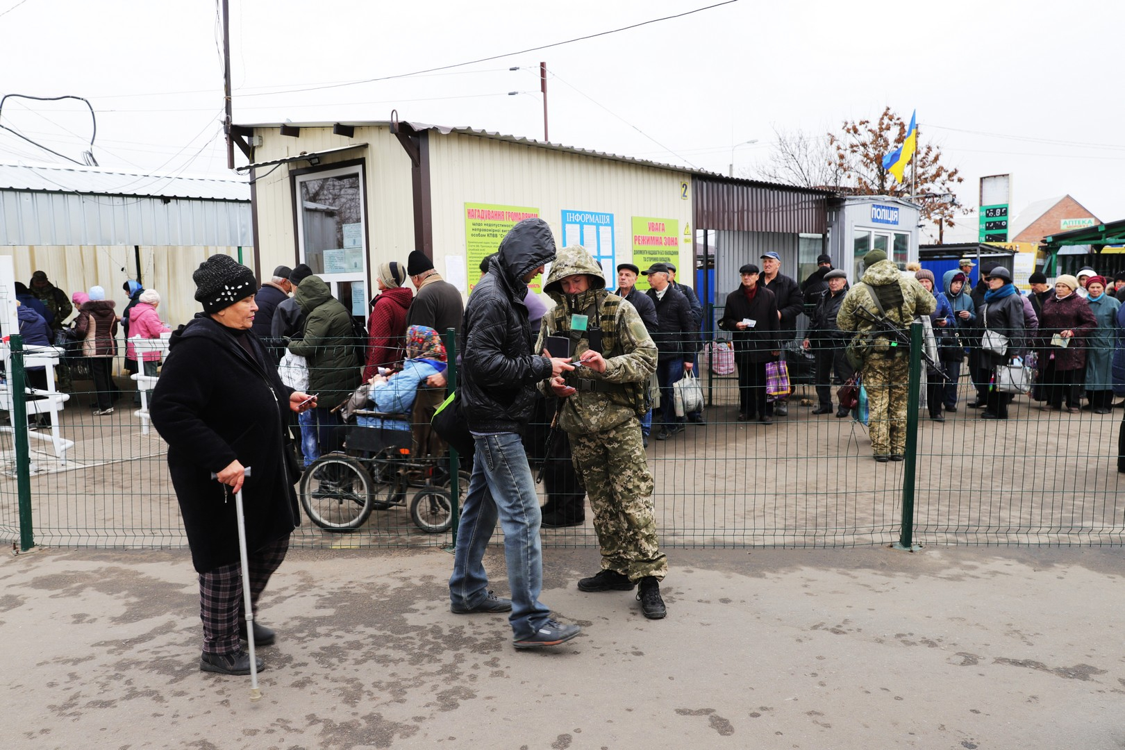 Даже лояльные Украине переселенцы Донбасса массово возвращаются в ЛДНР Украине, переселенцев, реинтеграции, Однако, Донбасса, полумиллиона, вернулись, жизнь, многие, время, приняли, идеологию, «Русского, мира», предпочли, никому, здесь, быстро, поняли, нужны