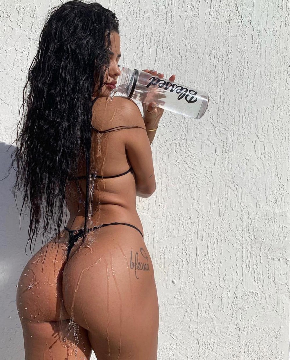 Красивые и мокрые девушки Красивые и мокрые девушки позитив