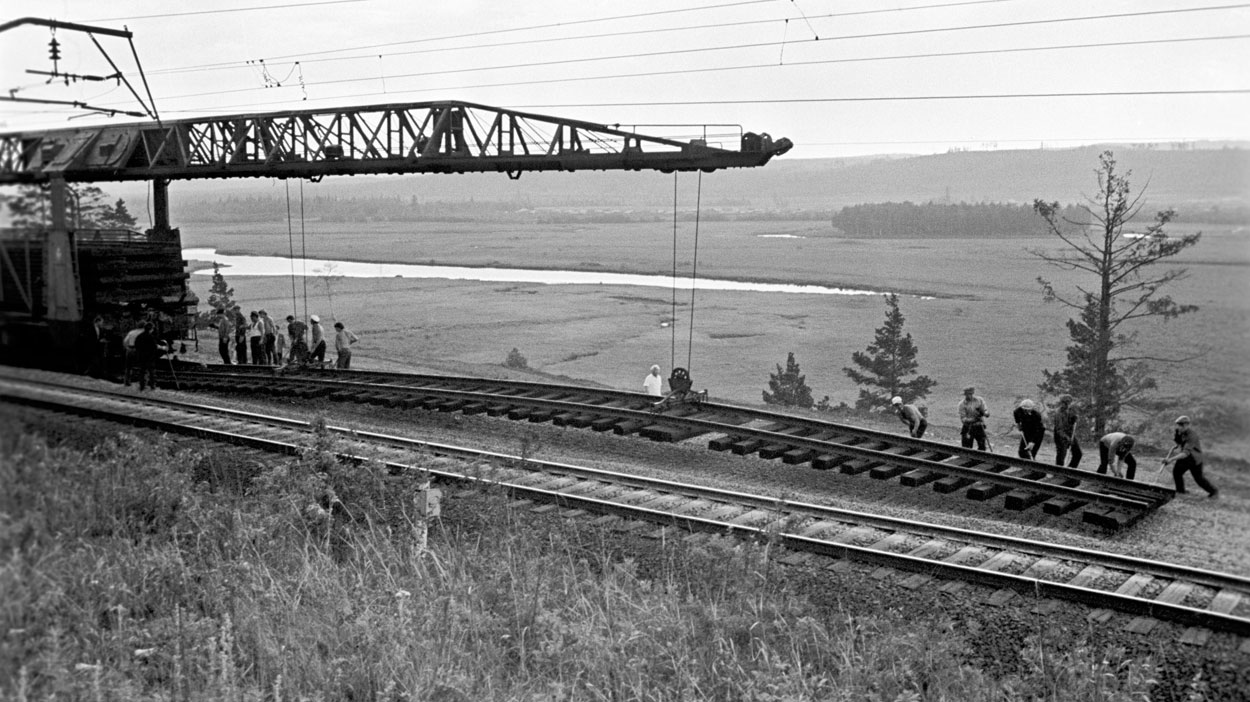 1974 строительство железной дороги в хабаровске. Байкало-Амурская магистраль 1974. Байкало-Амурская магистраль стройка. Стройка БАМ СССР. Байкало Амурская магистраль СССР.