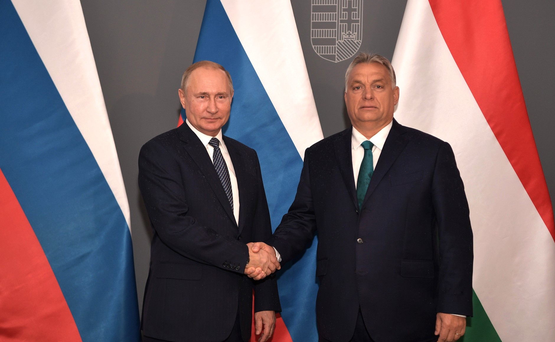 Орбан предупредил о подготовке Запада к войне с Россией