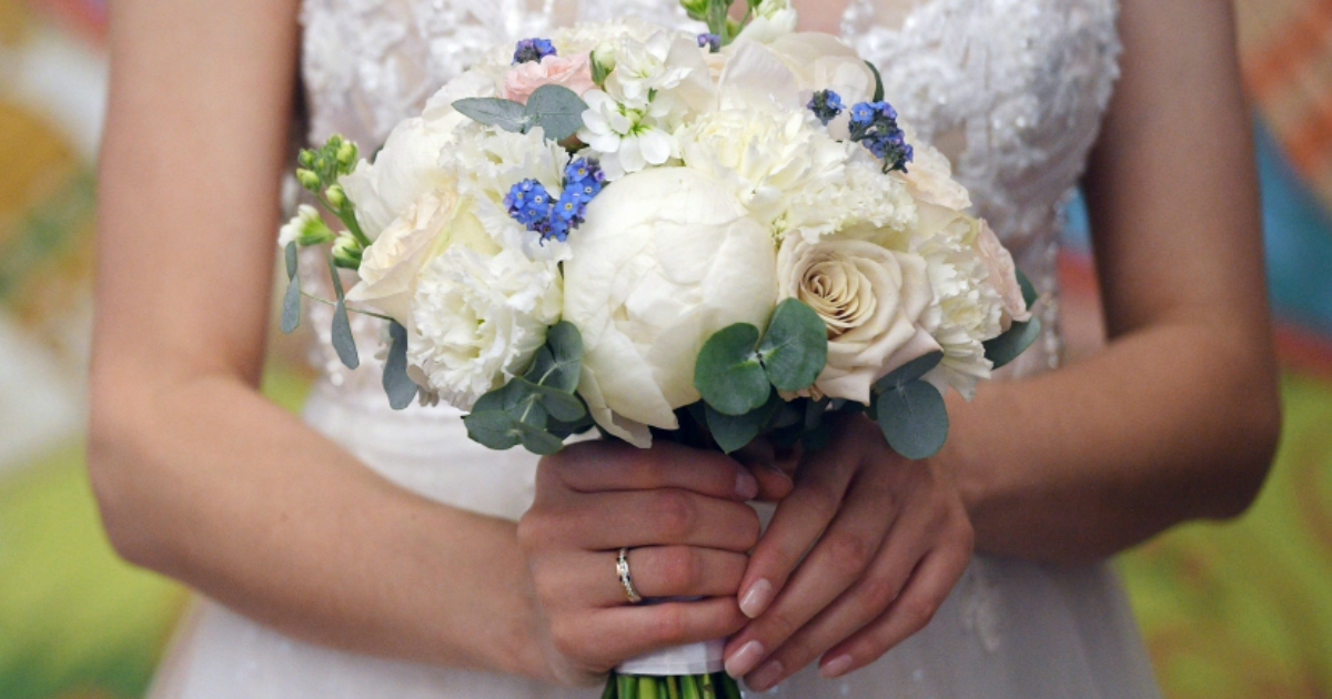 Трагедия на свадьбе: 23-летняя невеста умерла во время празднования 