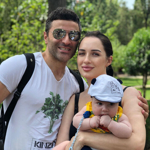 Lisa.ru рассказывает об избранниках телезвезды, а также показывает ее обворожительные снимки. Анфиса Чехова — 45-летняя телеведущая, которую называют одной из самых сексуальных женщин в России.-15