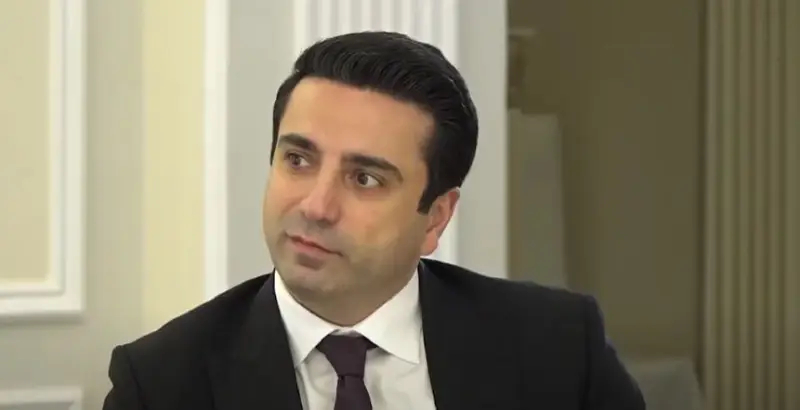 «Самый правильный вариант»: спикер парламента Армении выступил за вступление страны в Евросоюз