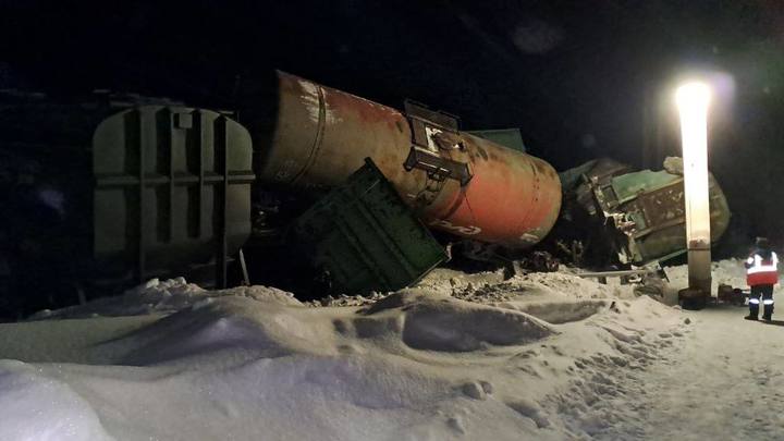Машинист просочился сквозь контроль: в Челябинске проверили ЧП с крушением поездов