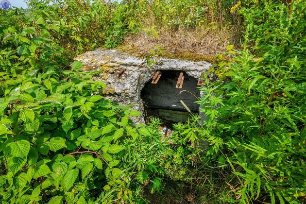 Заброшенный в 1995 г. японский аэродром "Отомари" на Сахалине. В 1945 г. его захватил советский десант армия