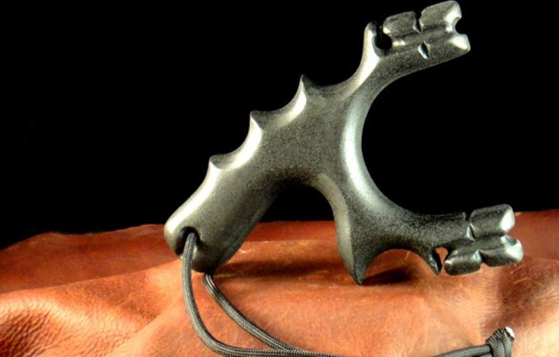 Рогатка: игрушка и оружие одновременно Рогатка: игрушка и оружие одновременно выживание