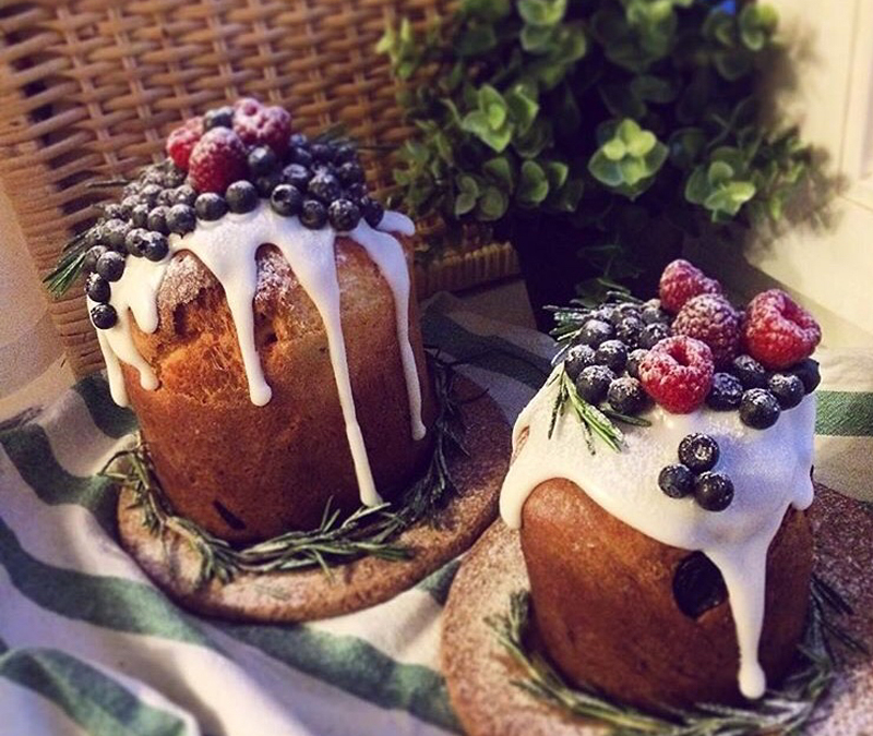 Светлой Пасхи, друзья! Это так красиво… Живописные идеи для украшения куличей. женские хобби,кулинария,кулич пасхальный,своими руками