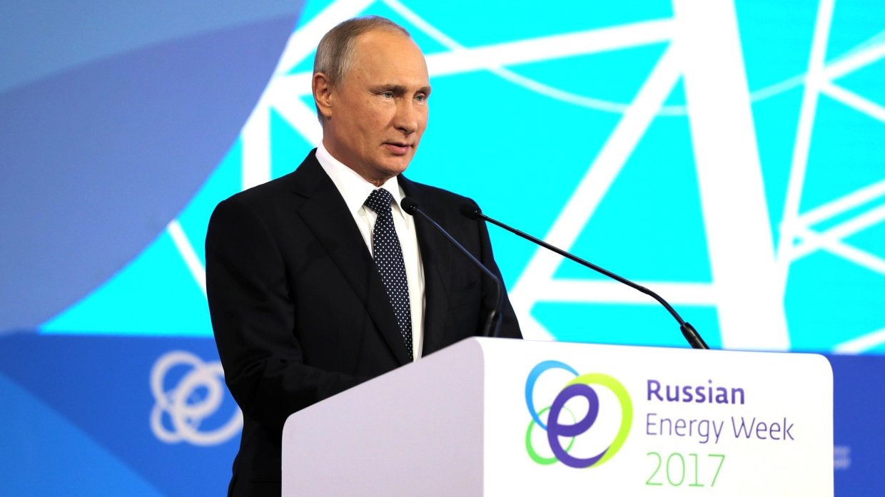 Путин об отношениях РФ и США: Они стали заложниками внутриполитической ситуации в Штатах