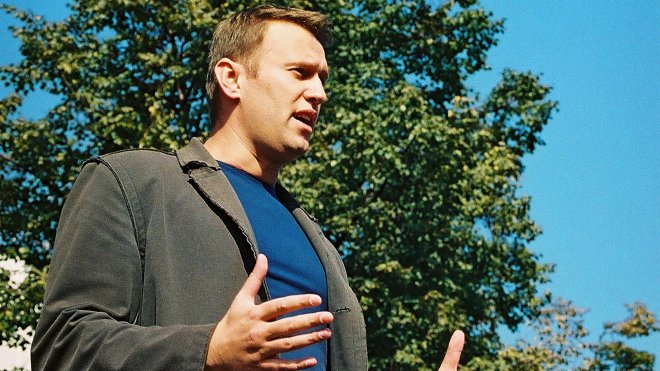 Соболь и Навальный пытаются откреститься от Шиловой и ее разоблачительного видео