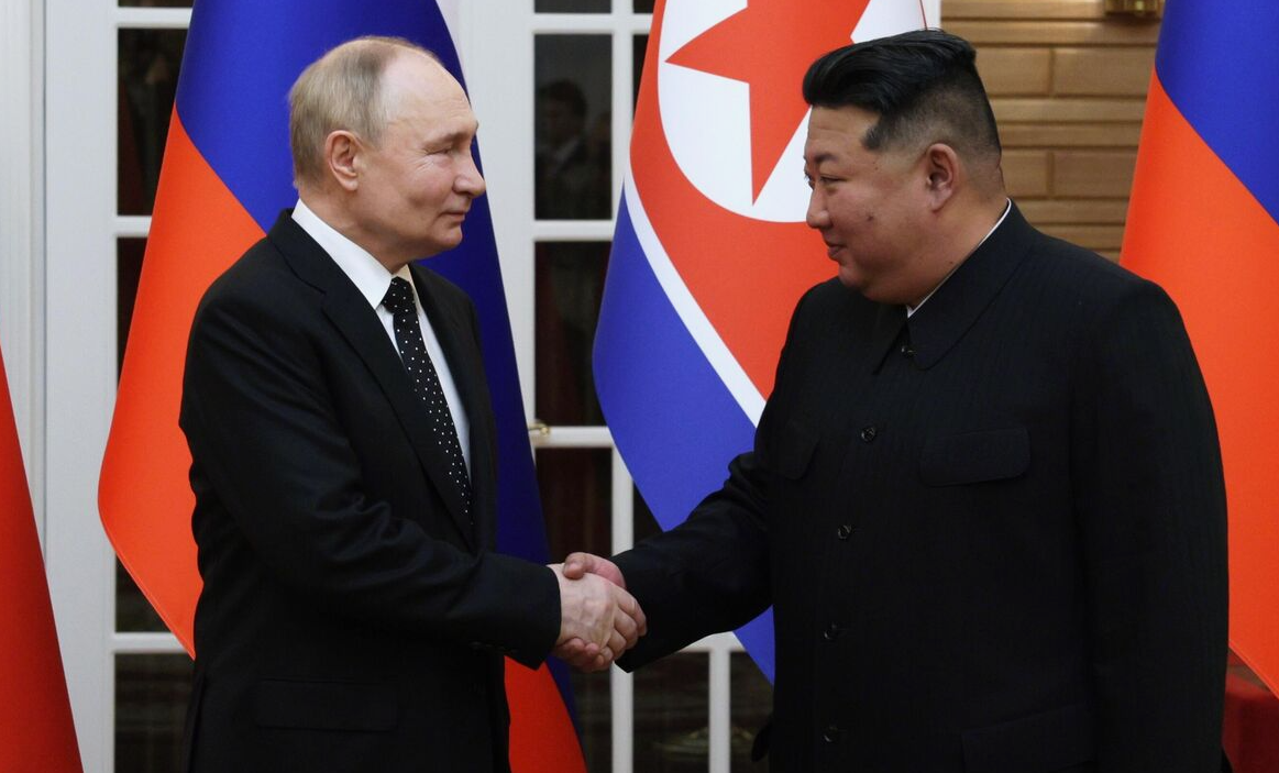 Путин подарил Киму секретный подарок. БРИКС задавил G7