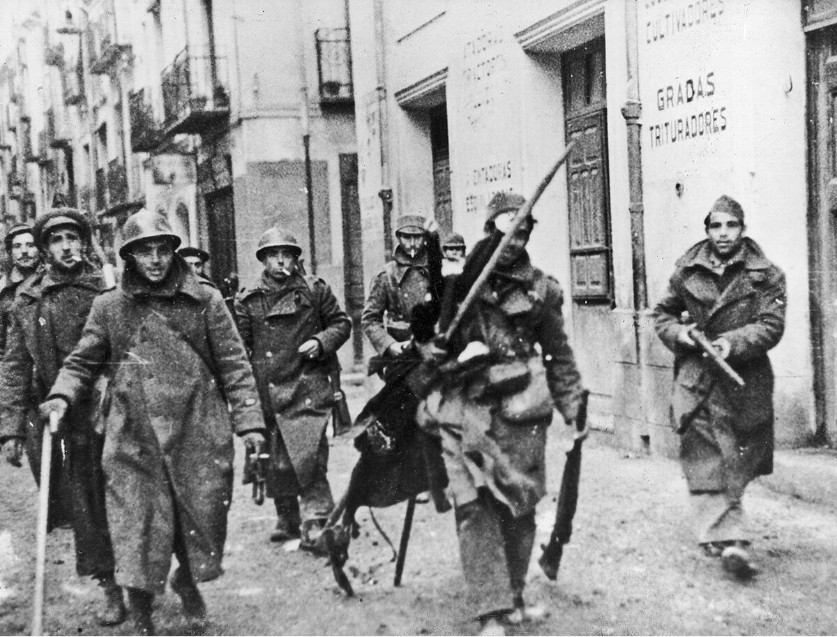 Республиканские солдаты Народного фронта Испании. Общественное достояние