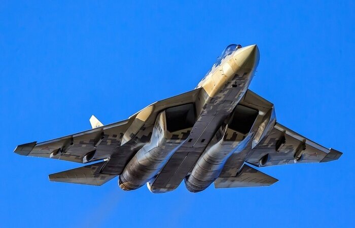  На протяжении многих лет западные СМИ бросали в Су-57 помидоры.