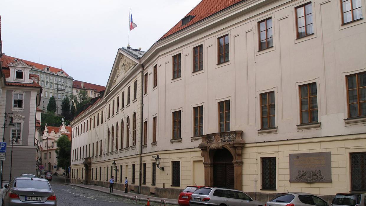 Политолог Сатановский: Прага уничтожила секретный документ в «деле Врбетице» намеренно