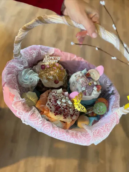 Дженнифер Лопес, Светлана Бондарчук, Рози Хантингтон-Уайтли, Кристина Орбакайте, Наталья Михалкова отметили католическую Пасху и Вербное воскресенье Кристины, Бондарчук, Блейк, Крутая, сыном, сыномФото, Сидоркина, КардашьянФото, Кардашьян, Кендалл, Кайли, КардашьянВита, Дженнер, детьмиФото, детьмиВита, дочерьюКлаудия, ШифферАлександра, ХантингтонУайтлиКортни, апреля, ХантингтонУайтли