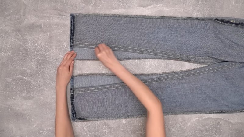 Швейный трюк: как заузить джинсы быстро и просто, чтобы они идеально сели джинсы, линии, ширину, просто, идеальной, переделки, линию, проще, будет, использовать, качестве, эталона, Выверните, изнаночную, сторону, наложите, штанину, иметь, ширины, отметьте