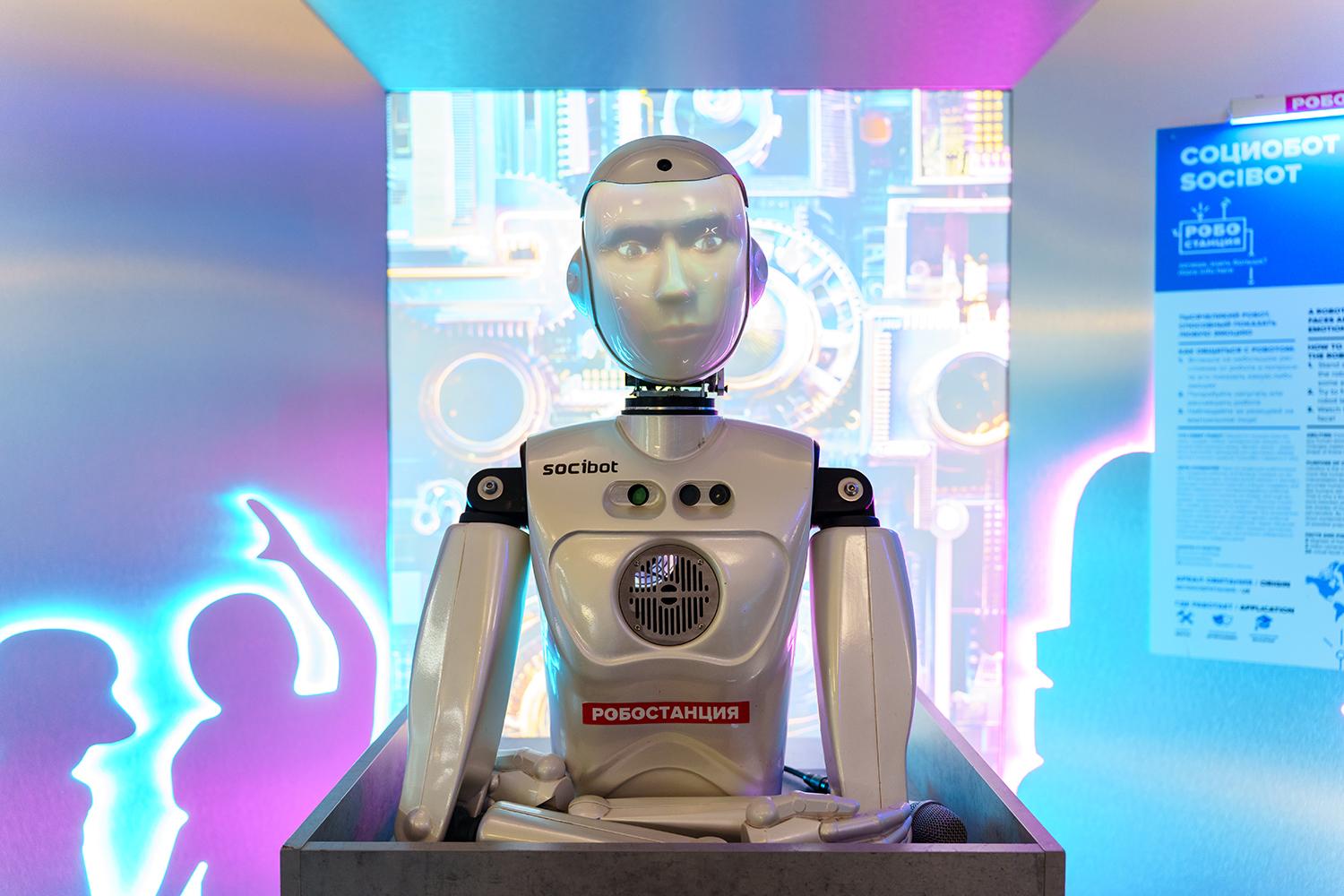 Встреча с настоящим космонавтом и шоу роботов: куда сходить 12 апреля с ребенком Встреча с настоящим космонавтом и шоу роботов: куда сходить 12 апреля с ребенком расскажет, путешествие, «Робостанции», космонавтики, станет, также, выставке, космических, космонавты, апреля, узнают, помощью, космосе, жизни, поделится, смогут, настоящие, Вселенной, очаровательный, «Правда