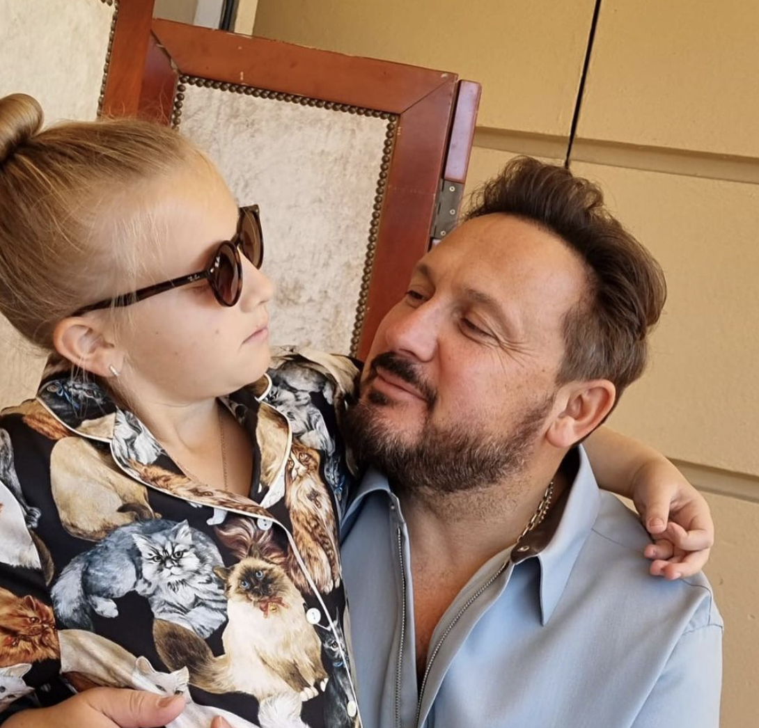Стас Михайлов нежно поздравил младшую дочь с 9-летием