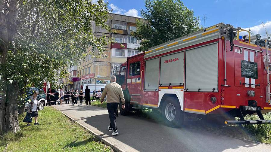 В Нижнем Тагиле из-под завалов рухнувшего дома спасли девочку