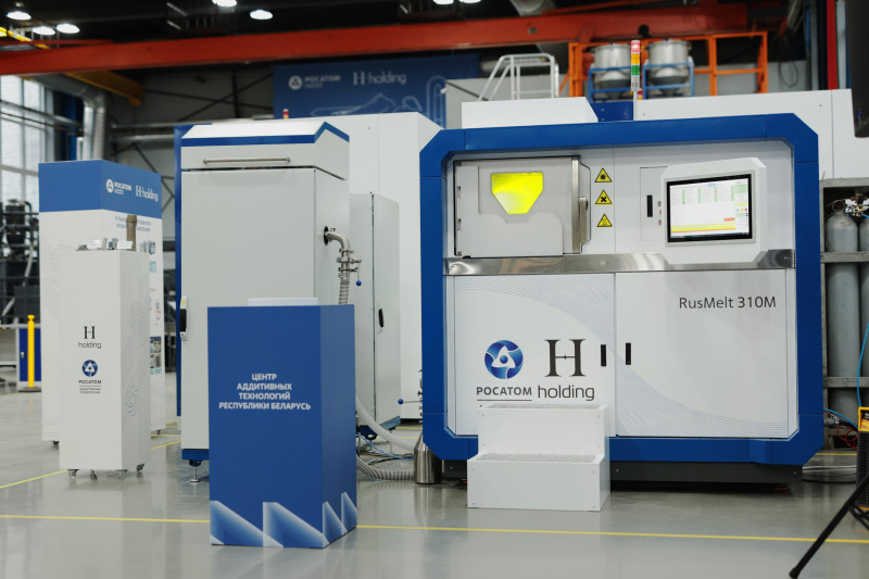 Корпорация предлагает рынку не просто отдельные принтеры, а комплексное решение — завершенный технологический стек, охватывающий весь цикл аддитивного производства.