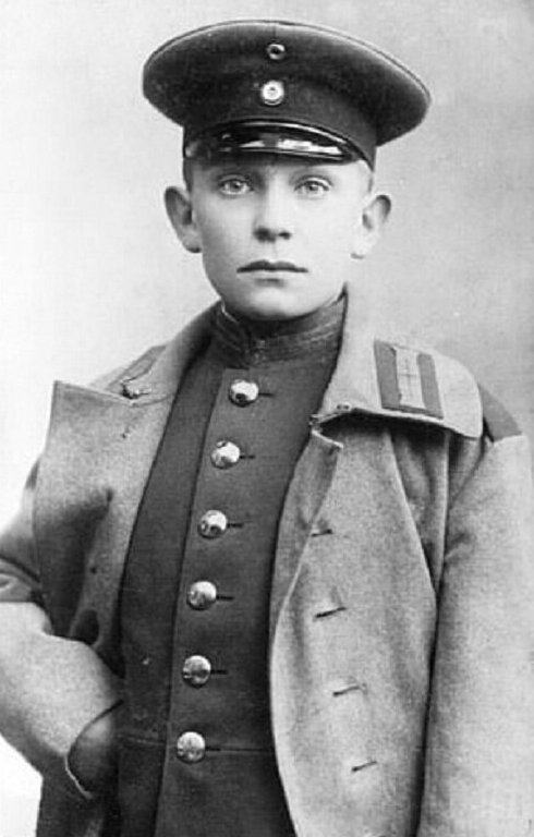 Детские годы нацистских преступников Детские годы нацистских преступников