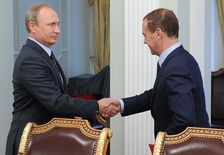 Многоходовка в транзите власти: Путин всех запутал