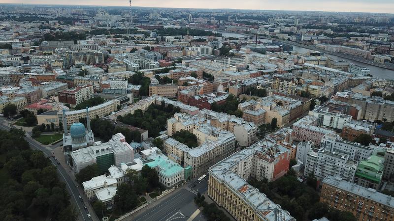 Петербург стал вторым в рейтинге социально-экономического положения регионов